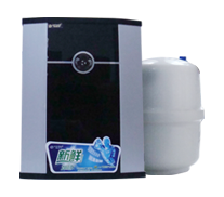 環保凈水新選擇 格律詩凈水器金典黑金剛解析